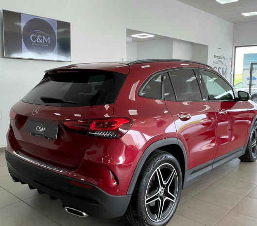 
								MERCEDES-BENZ CLASE GLA full									