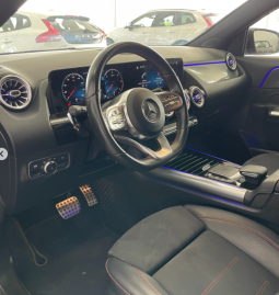 
										MERCEDES-BENZ CLASE GLA full									