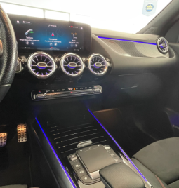 
										MERCEDES-BENZ CLASE GLA full									