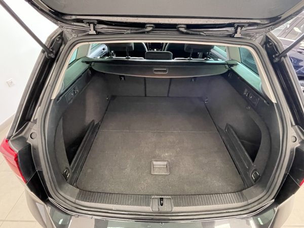 Volkswagen Passat Variant 2020 - Imagen 9